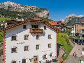 Apartments Restaurant Rusctlea Selva Di Val Gardena